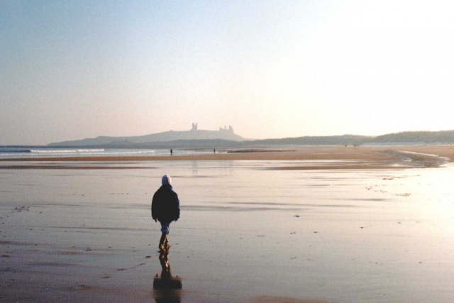  在前往邓斯坦堡城堡的路上 